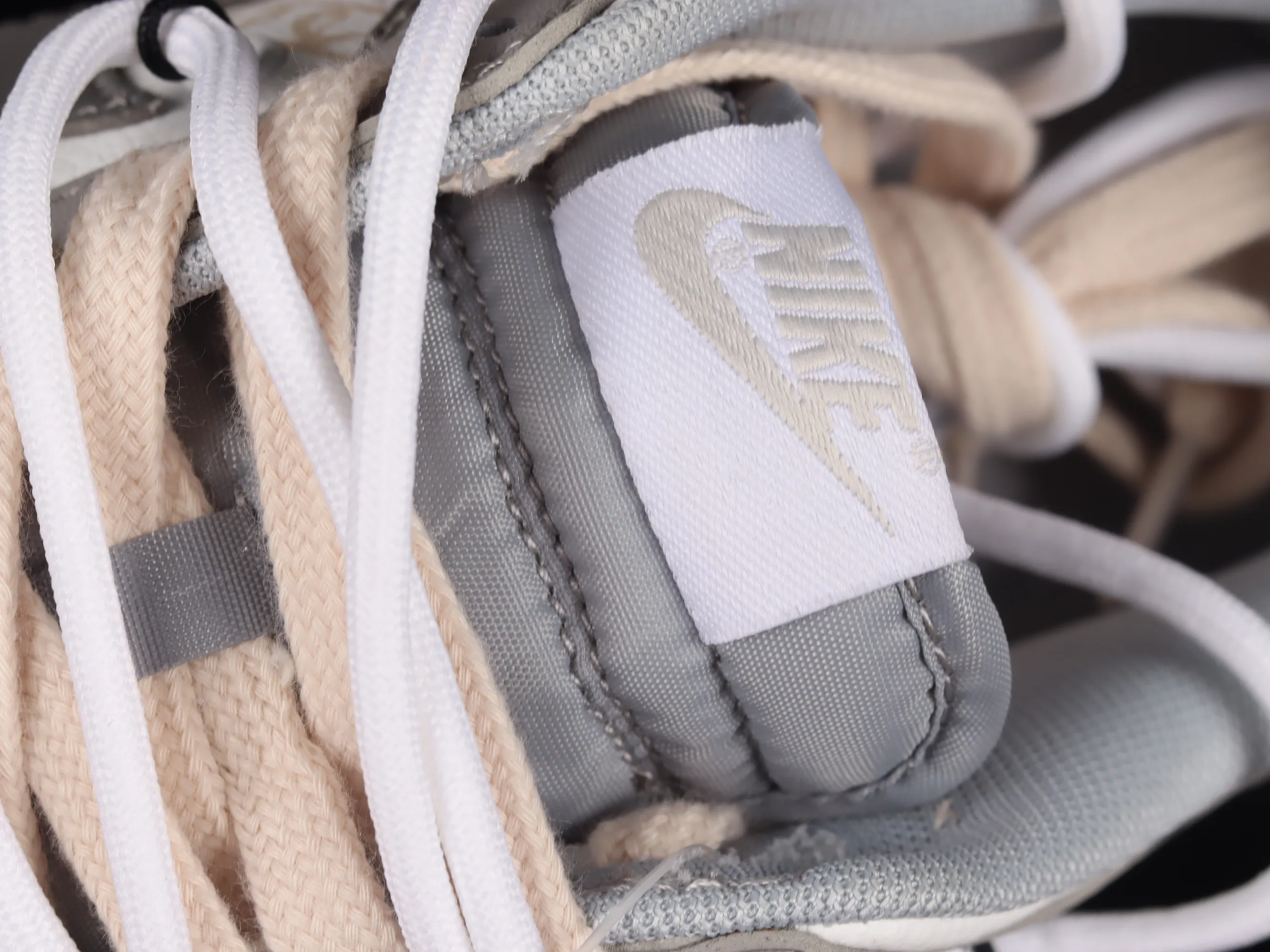 All categories Nk SB Dunk series Nk SB Dunk Low low-top sneakers Nk Dunk Low ESS customized version Panda Prank hip-hop theme low-top casual sneakers DJ6188-003